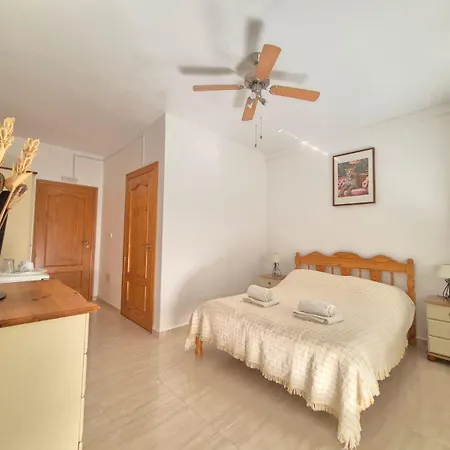 Bed & Breakfast Casa Castillo Huércal-Overa