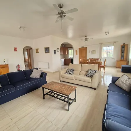 Bed & Breakfast Casa Castillo 3*